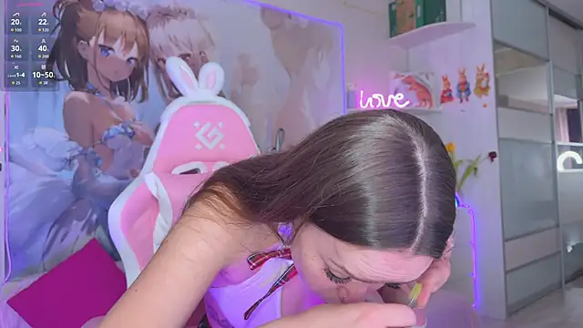 CheekySashaCharm online show from March 12, 2026, 9:13 am