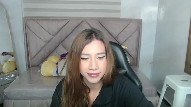 Evy Luxx v online show from November 20, 2025, 4:13 am