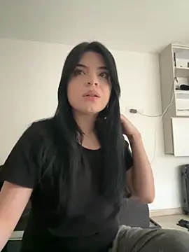 Snapshot of Deva_11 chatting on November 13, 2025, 8:02 pm Deva 11 online show from November 13, 2025, 8:02 pm