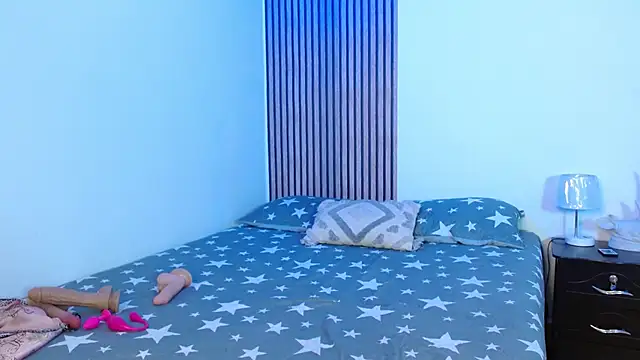 Snapshot of Aghata_walker chatting on November 25, 2025, 1:17 am Aghata walker online show from November 25, 2025, 1:17 am