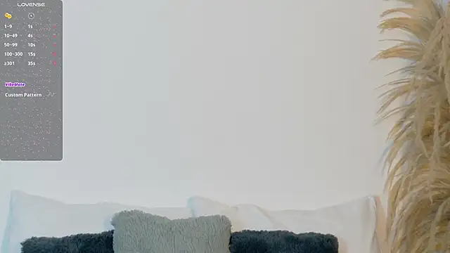 Snapshot of izzybelmont12 chatting on November 25, 2025, 7:14 pm izzybelmont12 online show from November 25, 2025, 7:14 pm