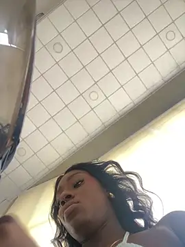 zyrastorm online show from December 19, 2025, 9:17 pm