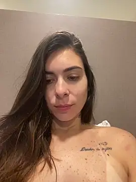 fer-nanda online show from April 11, 2026, 12:18 am