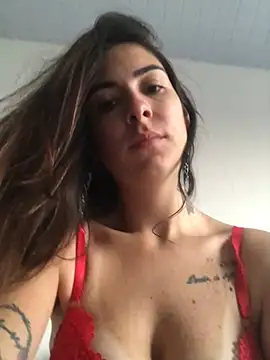 Snapshot of fer-nanda chatting on April 23, 2026, 8:32 pm fer-nanda online show from April 23, 2026, 8:32 pm