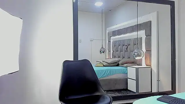 Ethan Greys online show from November 27, 2025, 4:13 am