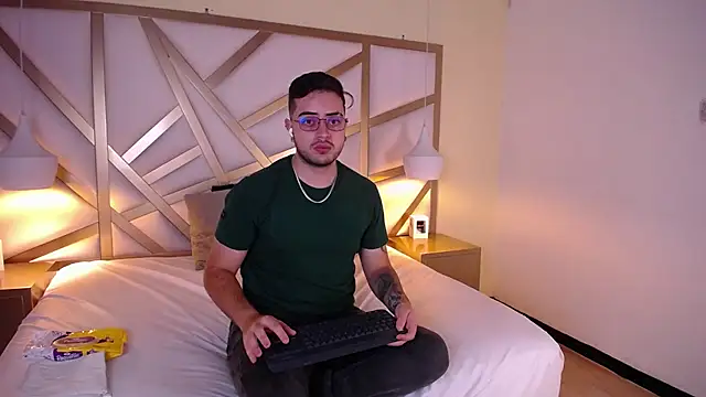 Ethan Greys online show from January 16, 2026, 12:58 am