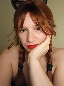 Snapshot of DevaBlu chatting on November 28, 2025, 9:37 pm DevaBlu online show from November 28, 2025, 9:37 pm