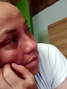 Rouse hot  online show from February 25, 2026, 8:52 pm