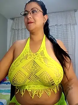 Snapshot of CelesteAlvarez1989 chatting on February 1, 2026, 3:21 pm CelesteAlvarez1989 online show from February 1, 2026, 3:21 pm