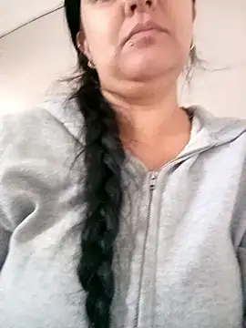 Snapshot of CelesteAlvarez1989 chatting on January 5, 2026, 8:34 pm CelesteAlvarez1989 online show from January 5, 2026, 8:34 pm