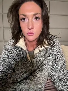 Ayybaebay online show from February 8, 2026, 10:57 am