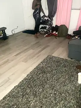 Snapshot of Mistresslucyxxx chatting on November 15, 2025, 9:02 am Mistresslucyxxx online show from November 15, 2025, 9:02 am