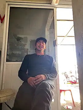 algila08 online show from March 5, 2026, 6:48 pm