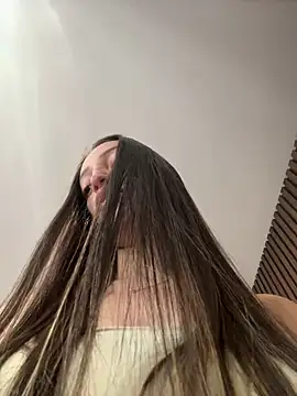 BelleRune online show from March 20, 2025, 8:08 pm