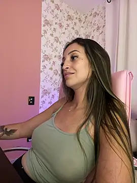 BelleRune online show from February 12, 2026, 5:02 pm