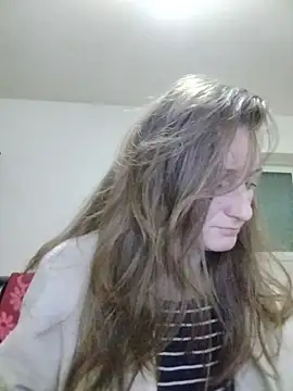 Snapshot of CrazyMaya39 chatting on February 3, 2026, 9:09 pm CrazyMaya39 online show from February 3, 2026, 9:09 pm