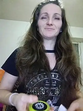 Snapshot of CrazyMaya39 chatting on February 14, 2026, 10:43 pm CrazyMaya39 online show from February 14, 2026, 10:43 pm