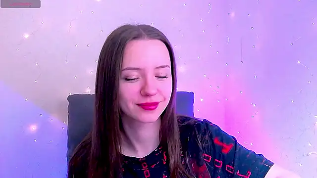 BellaVelure6767 online show from April 5, 2026, 2:40 am