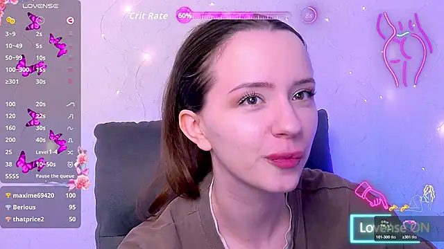 BellaVelure6767 online show from May 15, 2026, 10:52 pm