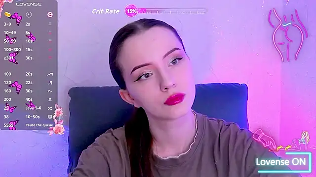 BellaVelure6767 online show from March 13, 2026, 11:10 pm