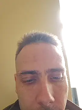 Gregorywhitelegs online show from April 4, 2026, 12:01 pm