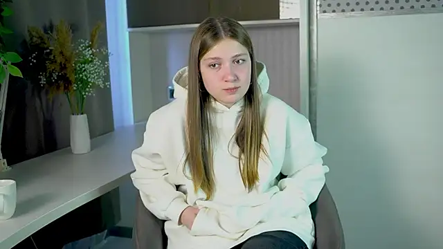 Snapshot of LesaFeldker chatting on November 25, 2025, 3:07 am LesaFeldker online show from November 25, 2025, 3:07 am