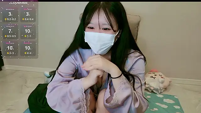 KANA chan 00 online show from November 30, 2025, 1:45 pm