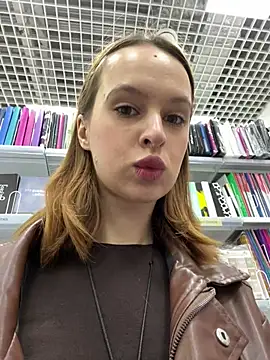 hani obsessed online show from April 7, 2026, 11:45 am