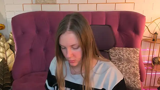 Snapshot of SandraLindsey chatting on November 29, 2025, 1:22 pm SandraLindsey online show from November 29, 2025, 1:22 pm