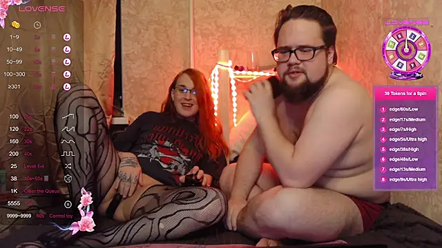 Snapshot of SW_Dianka chatting on December 15, 2025, 4:35 pm SW Dianka online show from December 15, 2025, 4:35 pm