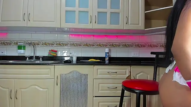 Samantha Bale online show from November 27, 2025, 12:05 pm