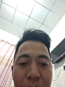 Snapshot of Hoang58236 chatting on November 15, 2025, 5:50 pm Hoang58236 online show from November 15, 2025, 5:50 pm