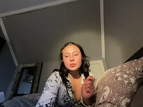 Snapshot of Lockig chatting on November 22, 2025, 1:32 pm Lockig online show from November 22, 2025, 1:32 pm