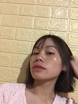 Trangbabylove online show from March 4, 2026, 3:36 am