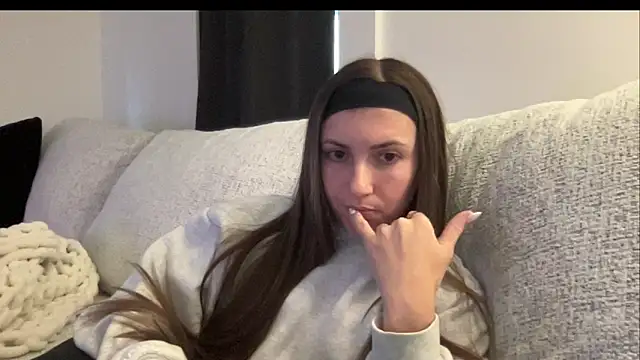 Snapshot of laylahlaylah1 chatting on November 14, 2025, 7:06 pm laylahlaylah1 online show from November 14, 2025, 7:06 pm