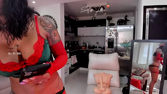 sofiasexhot online show from December 24, 2024, 6:50 pm