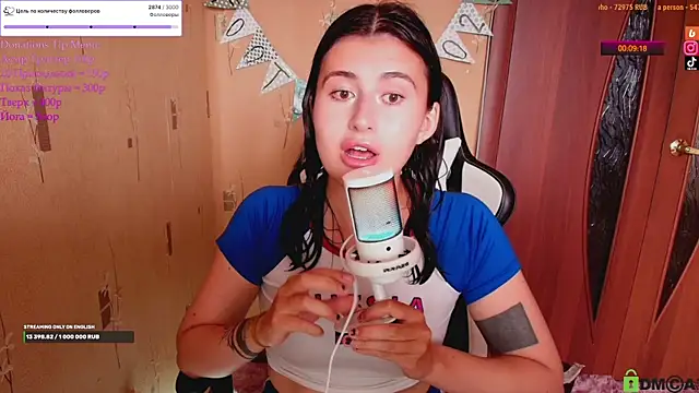 Snapshot of KristinaScott chatting on June 16, 2026, 3:45 pm KristinaScott online show from June 16, 2026, 3:45 pm