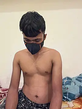 Snapshot of syndyc1 chatting on February 12, 2026, 5:45 pm syndyc1 online show from February 12, 2026, 5:45 pm