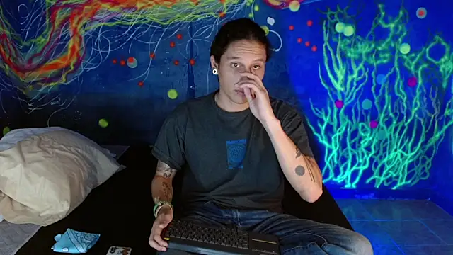 alan dominat online show from November 18, 2025, 12:37 am