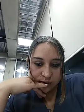 Lunabella3 online show from November 25, 2025, 6:03 am