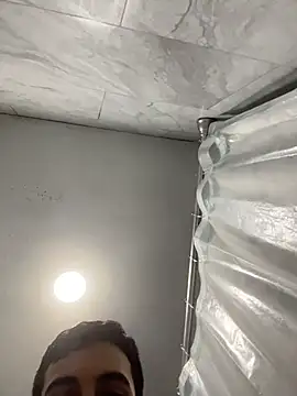 Snapshot of daddyshomeee_ chatting on February 18, 2026, 12:41 am daddyshomeee online show from February 18, 2026, 12:41 am