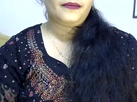 Snapshot of Muskan_Jha chatting on July 7, 2026, 12:52 pm Muskan Jha online show from July 7, 2026, 12:52 pm