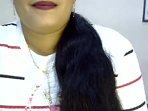 Snapshot of Muskan_Jha chatting on July 5, 2026, 12:45 pm Muskan Jha online show from July 5, 2026, 12:45 pm