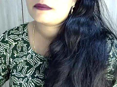 Muskan Jha online show from April 4, 2026, 3:18 pm