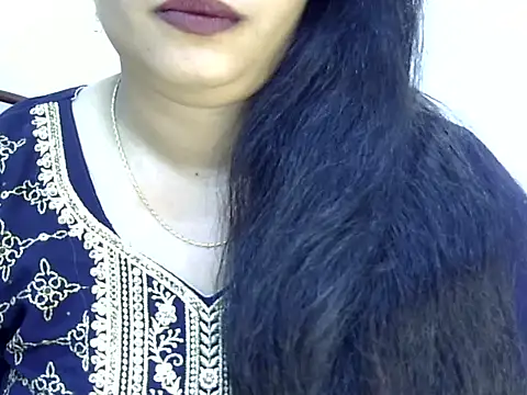 Muskan Jha online show from May 18, 2026, 2:01 am
