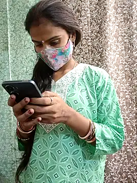 Snapshot of Muskan_12thh chatting on November 20, 2025, 6:14 am Muskan 12thh online show from November 20, 2025, 6:14 am