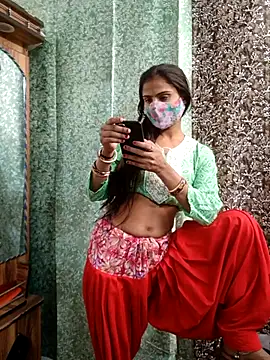 Snapshot of Muskan_12thh chatting on November 21, 2025, 6:45 am Muskan 12thh online show from November 21, 2025, 6:45 am