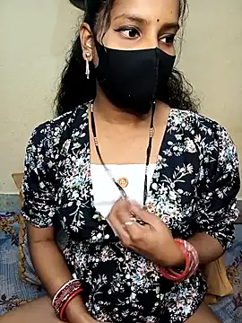 Snapshot of Desi_Hot_Queen chatting on January 19, 2026, 5:55 am Desi Hot Queen online show from January 19, 2026, 5:55 am