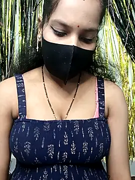 Snapshot of Desi_Hot_Queen chatting on February 20, 2026, 4:31 am Desi Hot Queen online show from February 20, 2026, 4:31 am