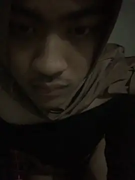 yuliabirdiantie1 online show from November 16, 2025, 4:56 pm